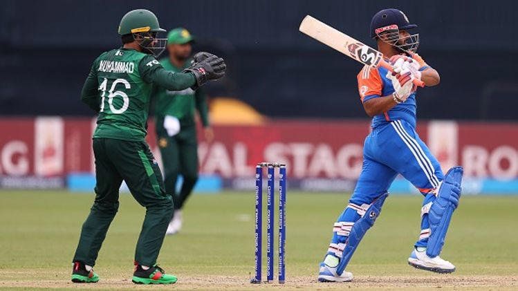 'India must forfeit game vs Pakistan and let them qualify...': Former RCB star's blunt take on India vs Pakistan Asia Cup 2025 clash 'India must forfeit game vs Pakistan and let them qualify...': Former RCB star's blunt take on India vs Pakistan Asia Cup 2025 clash